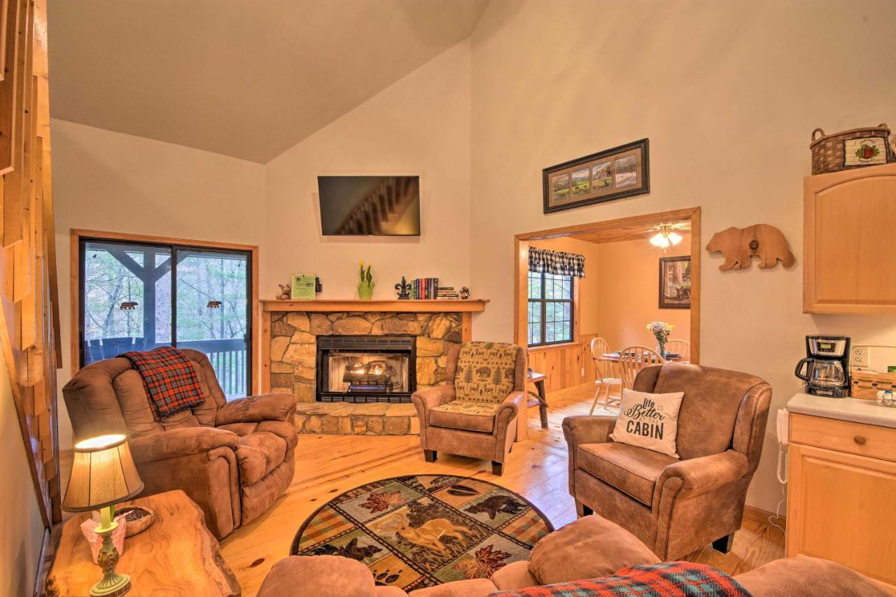 Modern Cabin With Deck In The Blue Ridge Mountains! Blairsville Exterior photo