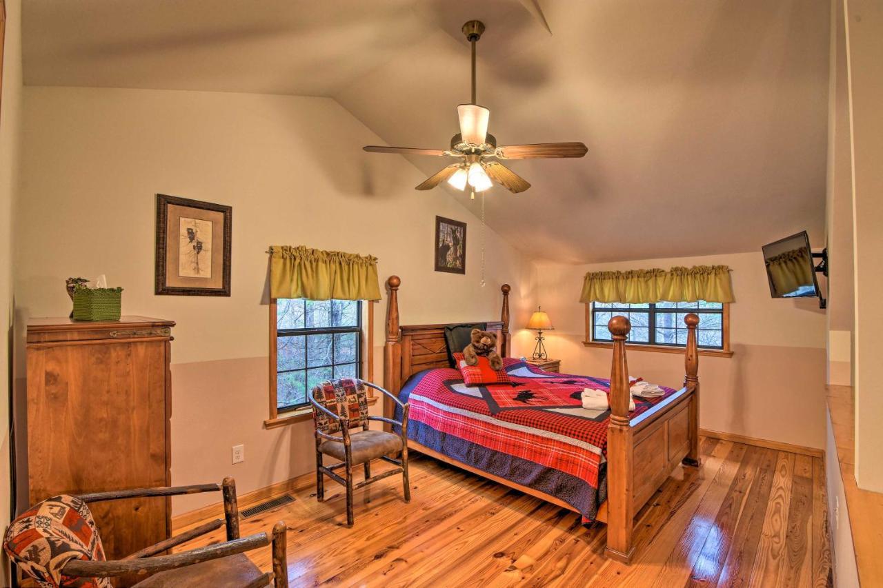 Modern Cabin With Deck In The Blue Ridge Mountains! Blairsville Exterior photo