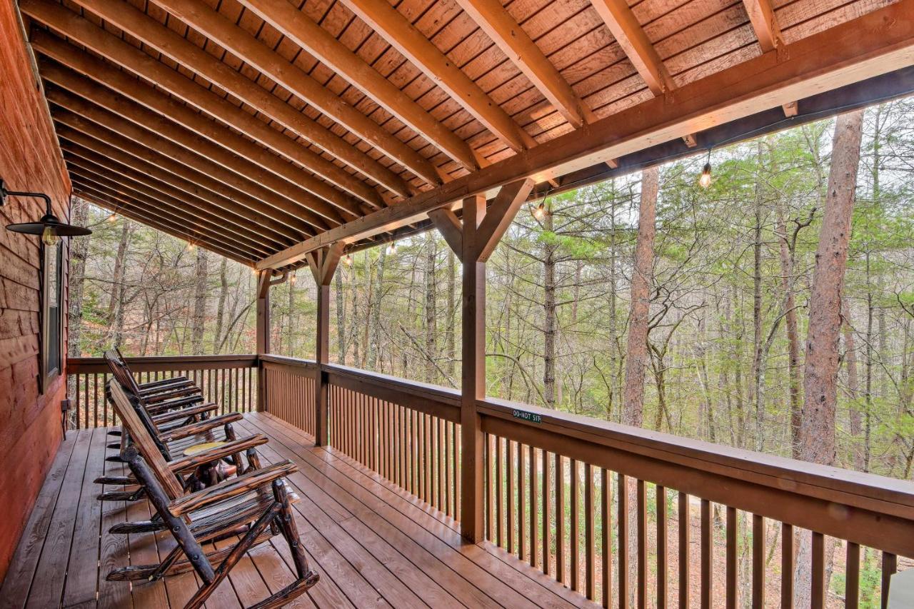 Modern Cabin With Deck In The Blue Ridge Mountains! Blairsville Exterior photo