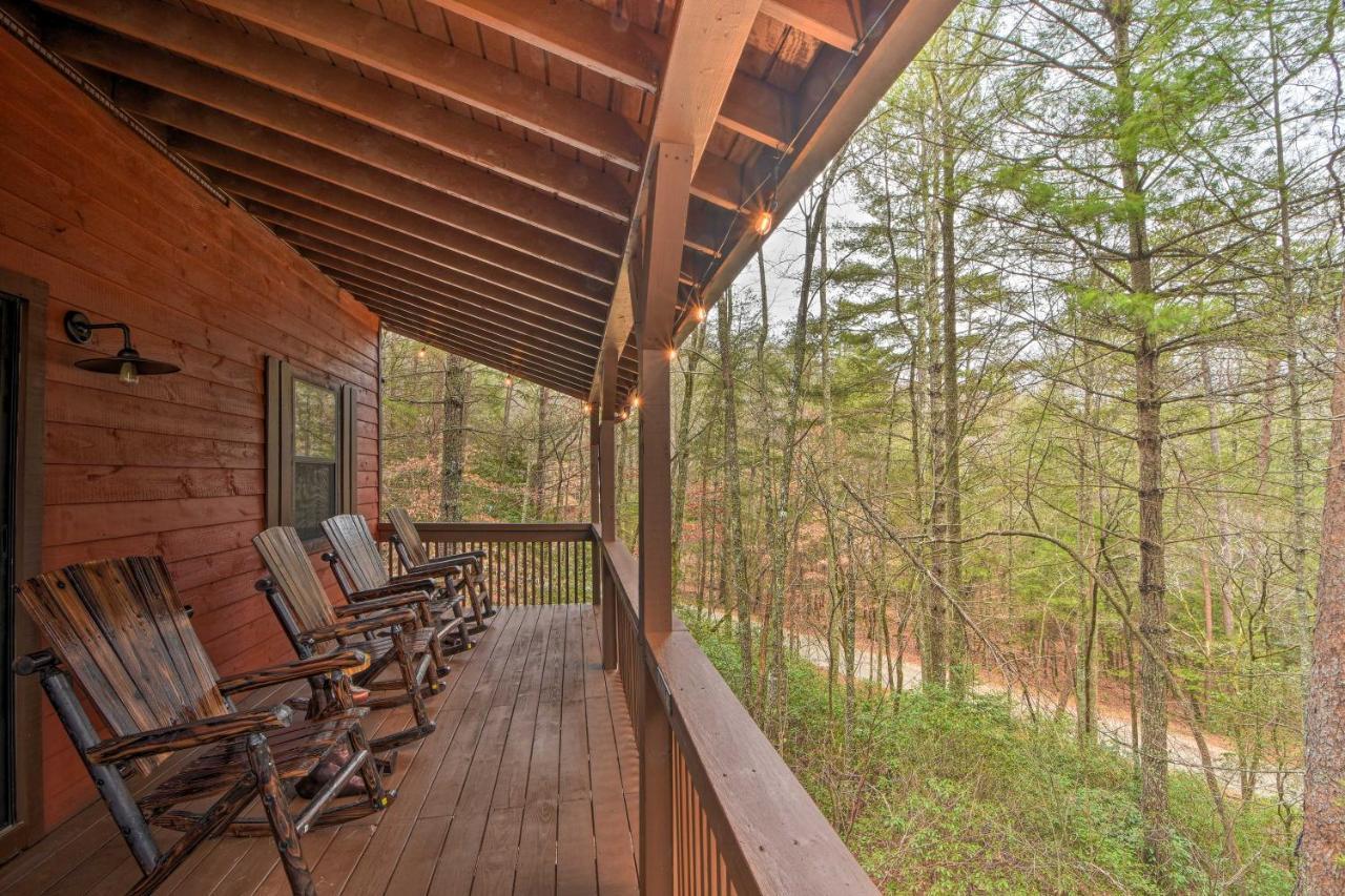 Modern Cabin With Deck In The Blue Ridge Mountains! Blairsville Exterior photo